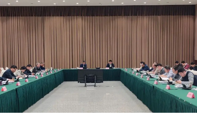 省生態(tài)環(huán)境廳召開2024年土壤、地下水和農(nóng)業(yè)農(nóng)村污染防治工作推進(jìn)會(huì)