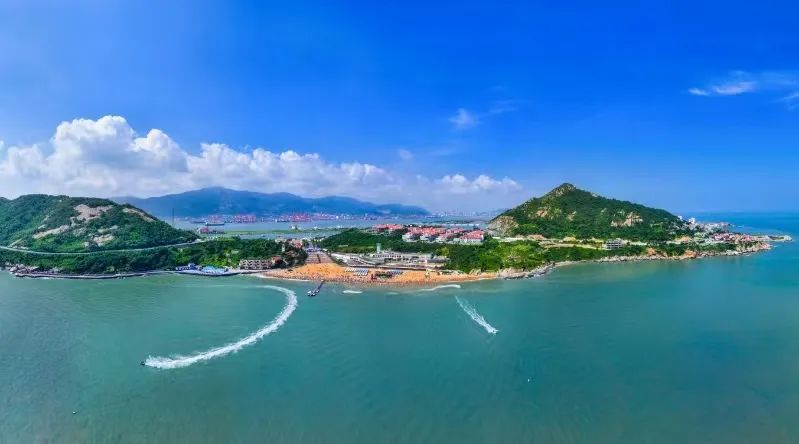 連云港市委書(shū)記馬士光：推動(dòng)水環(huán)境治理工作取得更大成效